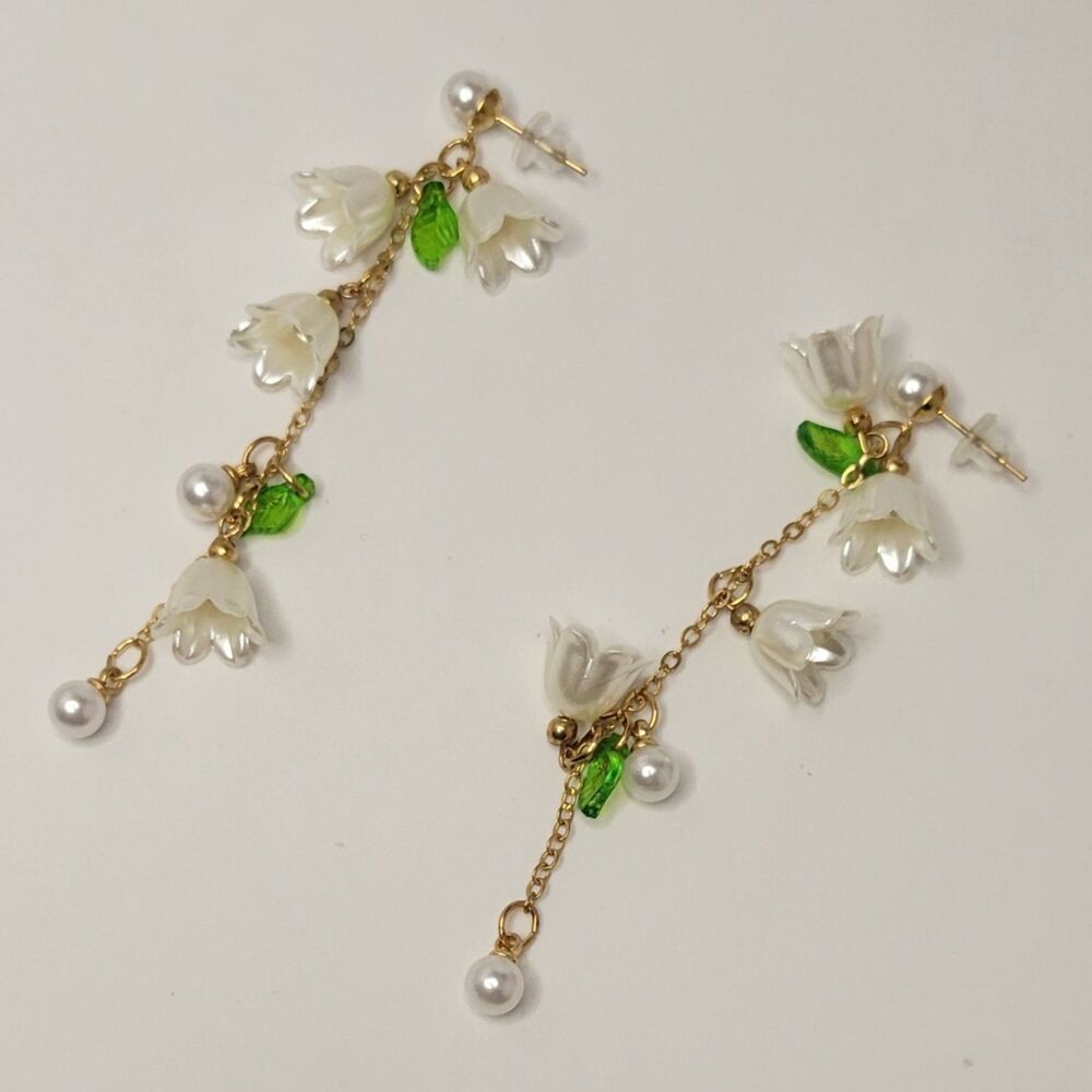 ▪︎New! Lily of the Valley Earrings